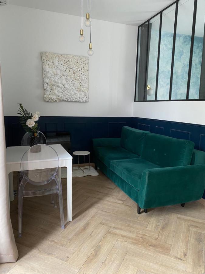 La Suite Dandy - Beau T2 -Terrasse, Parking Gratuit, Climatisation Bagnères-de-Bigorre Buitenkant foto