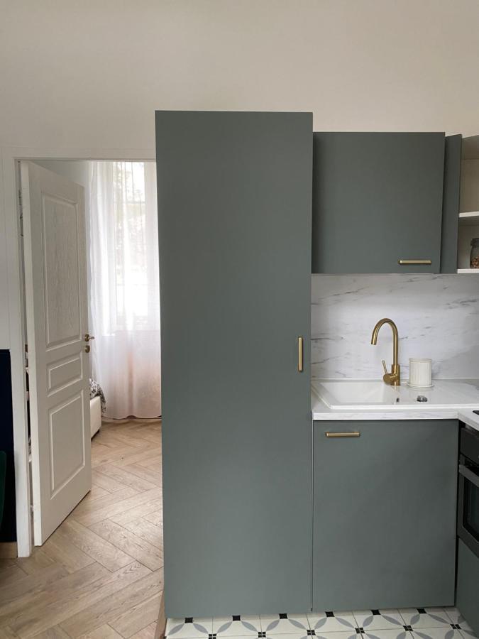 La Suite Dandy - Beau T2 -Terrasse, Parking Gratuit, Climatisation Bagnères-de-Bigorre Buitenkant foto