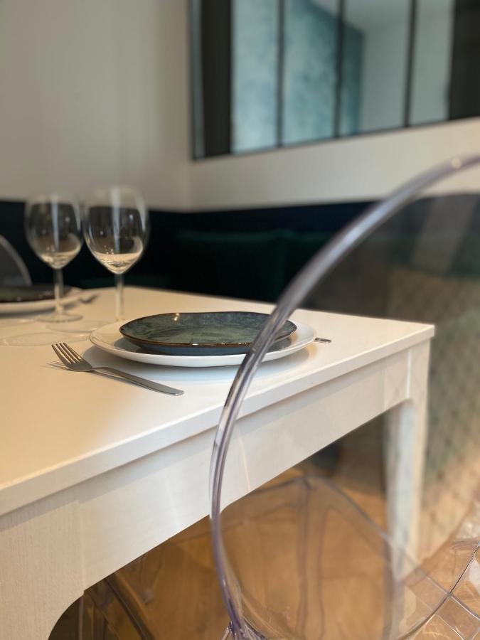 La Suite Dandy - Beau T2 -Terrasse, Parking Gratuit, Climatisation Bagnères-de-Bigorre Buitenkant foto
