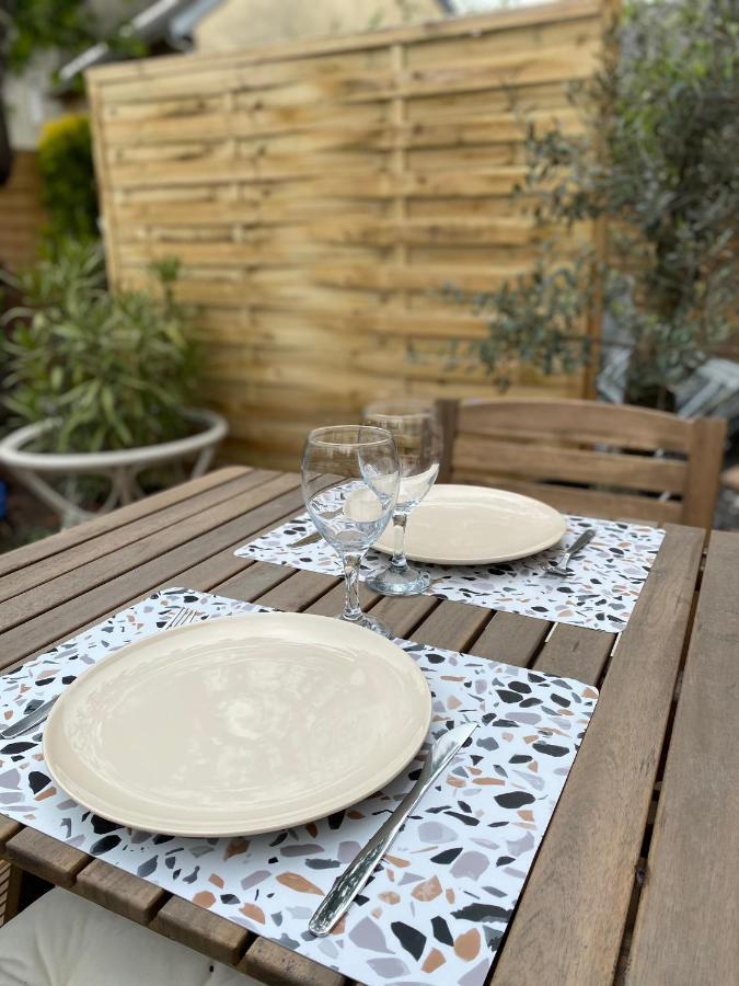 La Suite Dandy - Beau T2 -Terrasse, Parking Gratuit, Climatisation Bagnères-de-Bigorre Buitenkant foto